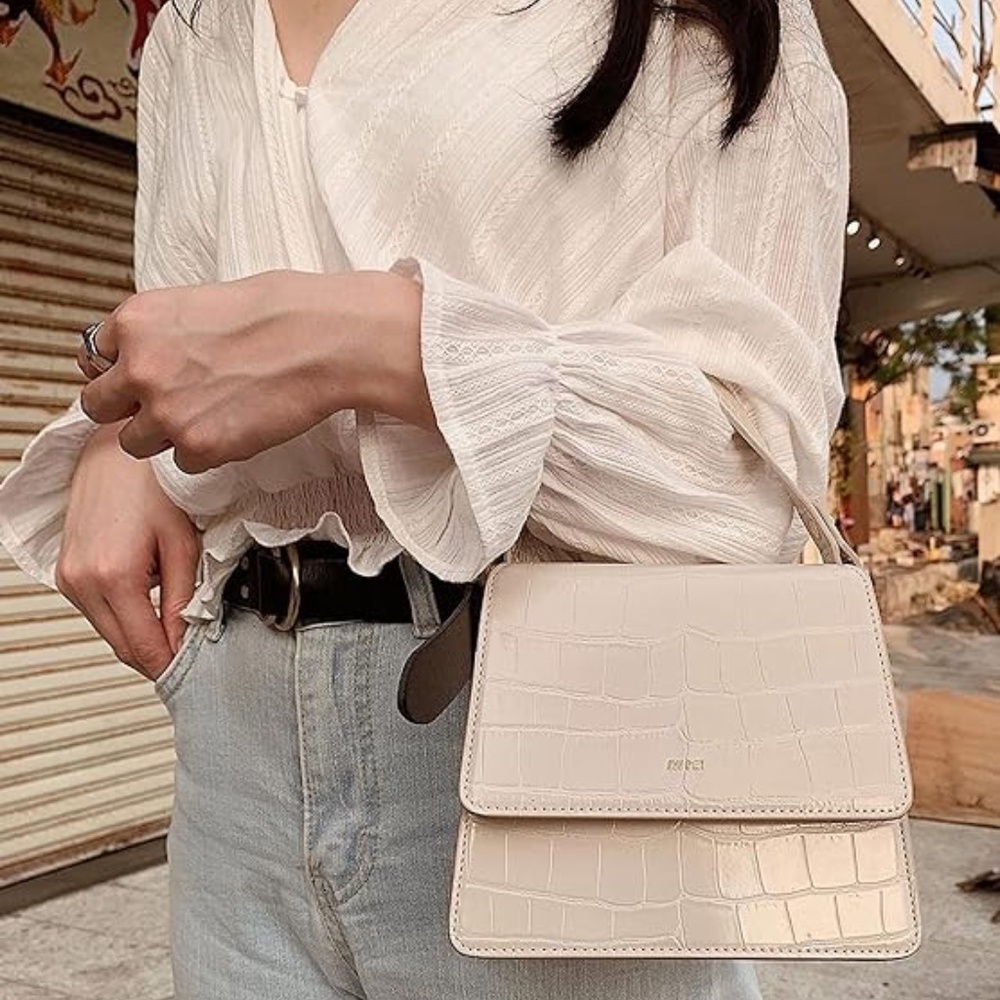 JW PEI cross body hand bag off white